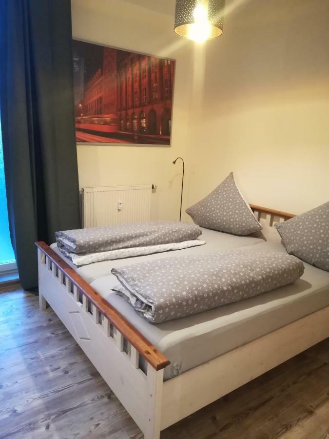 Apartment Fuer Max. 10 Personen In Zentrum Sued Leipzig